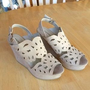Cut-out Nude Wedges by Chinese Laundry
